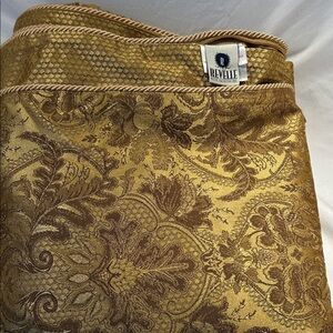 Pre-Owned King Size Gold Comforter Cover With 2 Pillow Shams Reversible